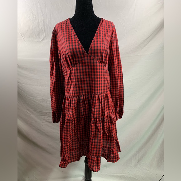 Gingham Bishop Sleeve Ruffle Hem Dress - Picture 5 of 5